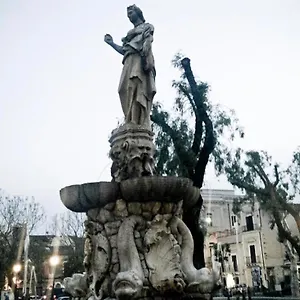Al Vicoletto 11 Appartamento Aeroporto di Catania Fontana Rossa